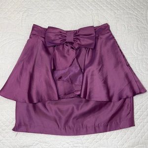 3 for $20 — Vintage peplum ruffle purple skirt size medium